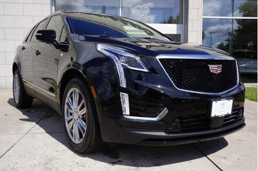 2025 Cadillac XT5 Sport
