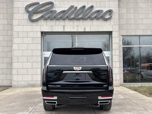 2026 Cadillac Escalade 4WD Luxury