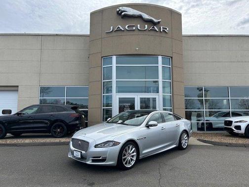 2018 Jaguar XJ XJ R-Sport