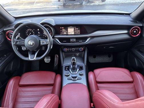 2024 Alfa Romeo Stelvio Veloce