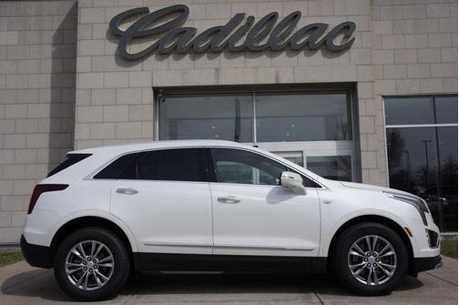 2022 Cadillac XT5 Premium Luxury