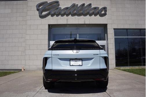 2025 Cadillac LYRIQ Sport
