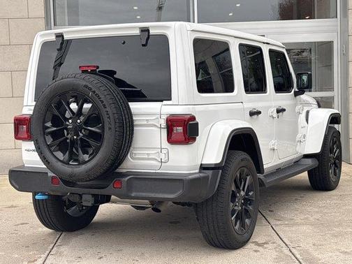 2024 Jeep Wrangler 4xe Sahara