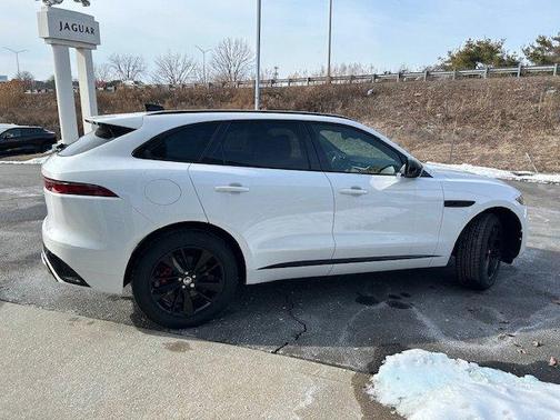 2025 Jaguar F-PACE P400 R-Dynamic S