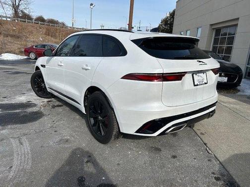2025 Jaguar F-PACE P400 R-Dynamic S