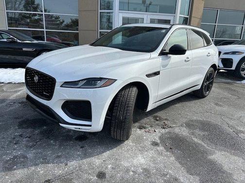 2025 Jaguar F-PACE P400 R-Dynamic S