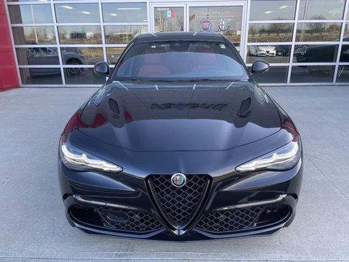 2024 Alfa Romeo Giulia Quadrifoglio
