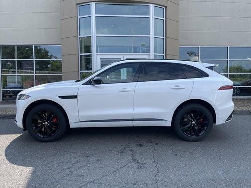 2025 Jaguar F-PACE P400 R-Dynamic S
