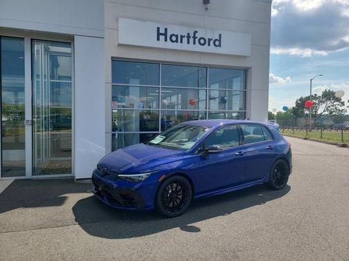 2025 Volkswagen Golf R 2.0T Black Edition