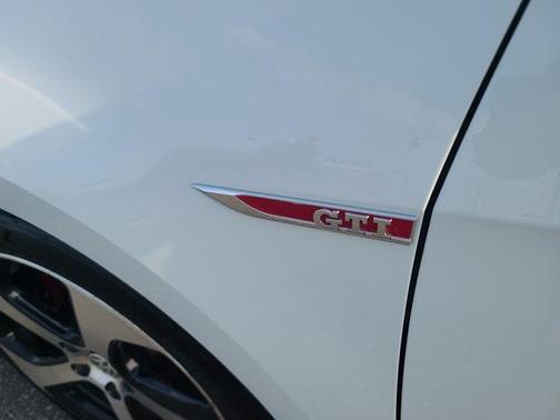 2015 Volkswagen Golf GTI S