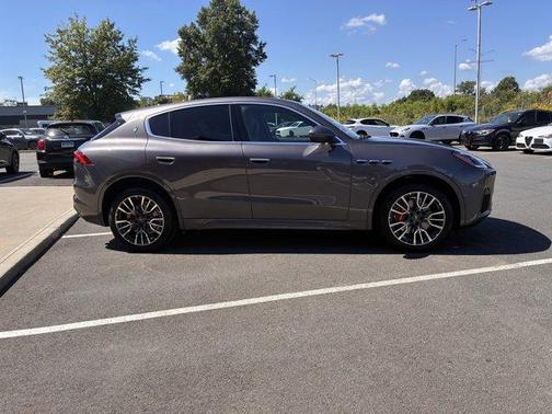 2025 Maserati Grecale Base