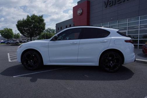 2023 Alfa Romeo Stelvio Veloce