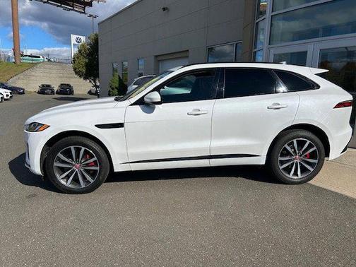 2023 Jaguar F-PACE R-Dynamic S