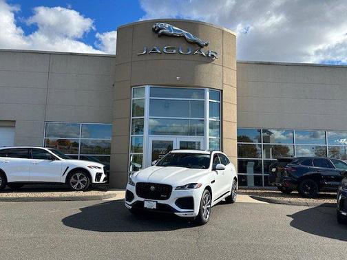 2023 Jaguar F-PACE R-Dynamic S