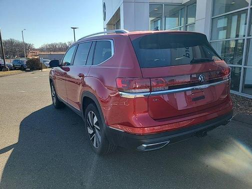 2025 Volkswagen Atlas 2.0T SEL