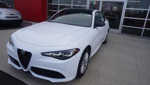 2024 Alfa Romeo Giulia Base