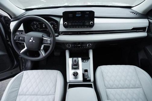 2023 Mitsubishi Outlander PHEV SEL