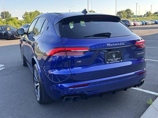 Blu 2026 Maserati Grecale Modena
