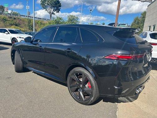 2024 Jaguar F-PACE SVR