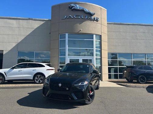 2024 Jaguar F-PACE SVR