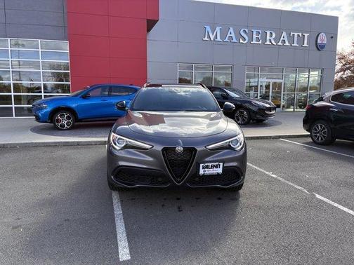 2022 Alfa Romeo Stelvio Veloce