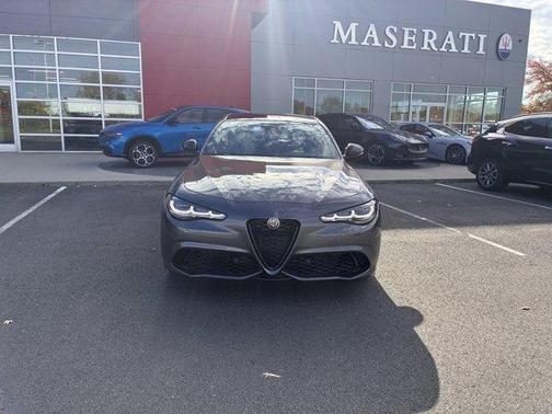 2025 Alfa Romeo Giulia Base