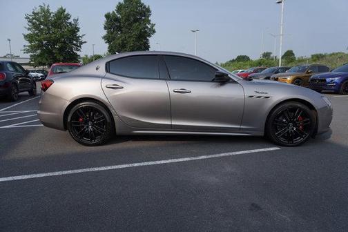2022 Maserati Ghibli Modena