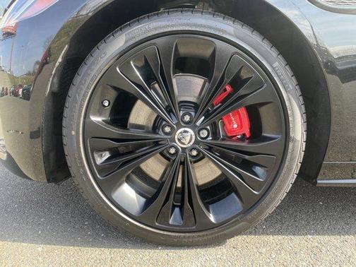 2024 Jaguar XF R-Dynamic SE