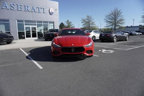 2022 Maserati Ghibli F Tributo Q4