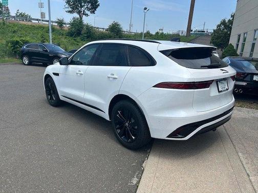 2026 Jaguar F-PACE P250 R-Dynamic S