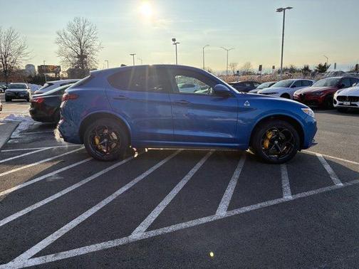 2019 Alfa Romeo Stelvio Quadrifoglio