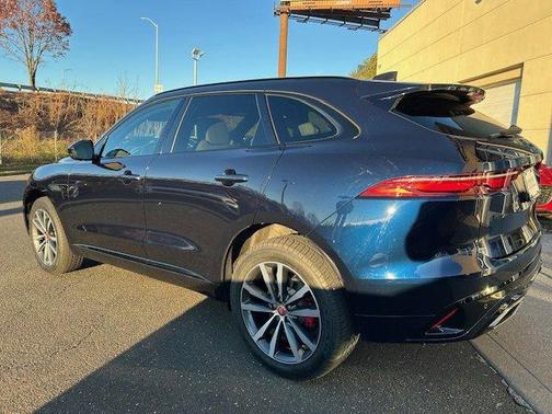 2023 Jaguar F-PACE R-Dynamic S