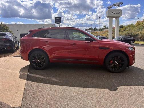 2026 Jaguar F-PACE P400 R-Dynamic S