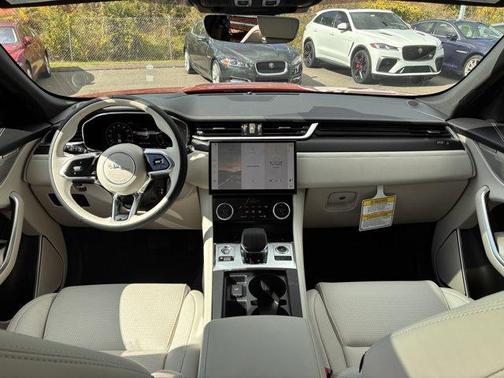 2026 Jaguar F-PACE P400 R-Dynamic S