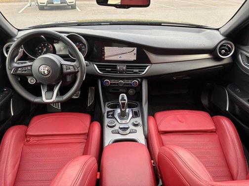 2022 Alfa Romeo Giulia Veloce