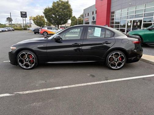 2022 Alfa Romeo Giulia Veloce