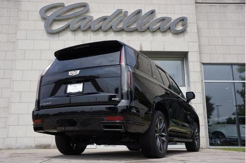 2022 Cadillac Escalade Sport