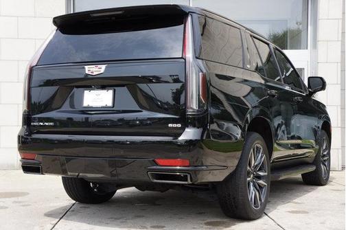 2022 Cadillac Escalade Sport