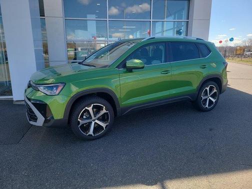 2025 Volkswagen Taos 1.5T SEL