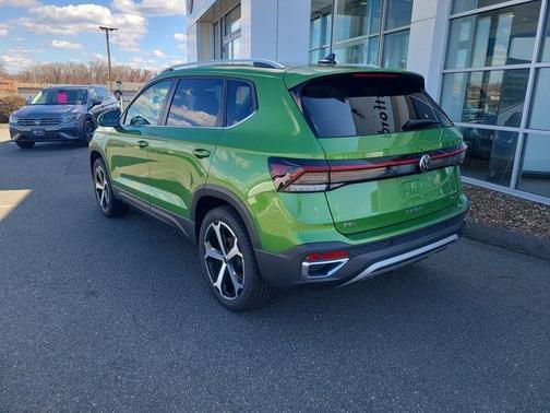 2025 Volkswagen Taos 1.5T SEL