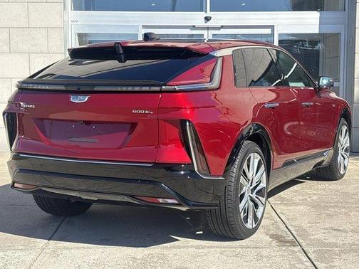 2024 Cadillac LYRIQ Luxury