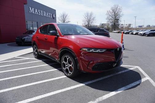 2025 Alfa Romeo Tonale Base