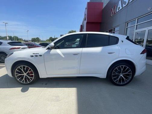 2024 Maserati Grecale Modena