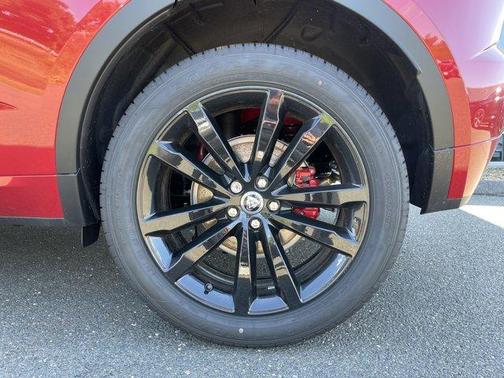 2024 Jaguar E-PACE P250 R-Dynamic SE