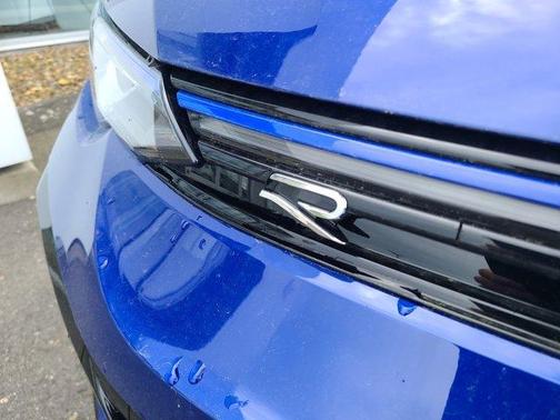 2025 Volkswagen Golf R 2.0T