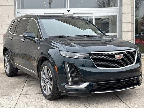 2025 Cadillac XT6 Premium Luxury AWD