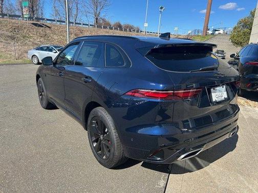 2025 Jaguar F-PACE P400 R-Dynamic S