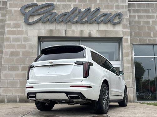 2025 Cadillac XT6 Sport AWD