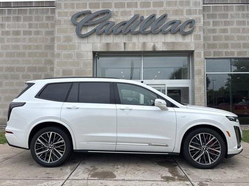 2025 Cadillac XT6 Sport AWD