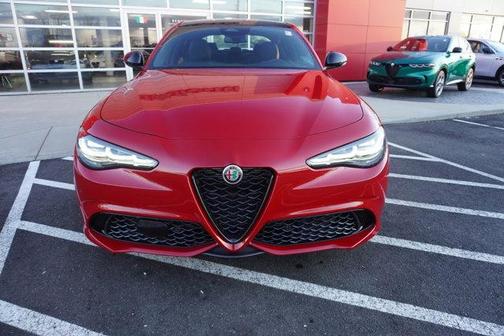 2025 Alfa Romeo Giulia Base